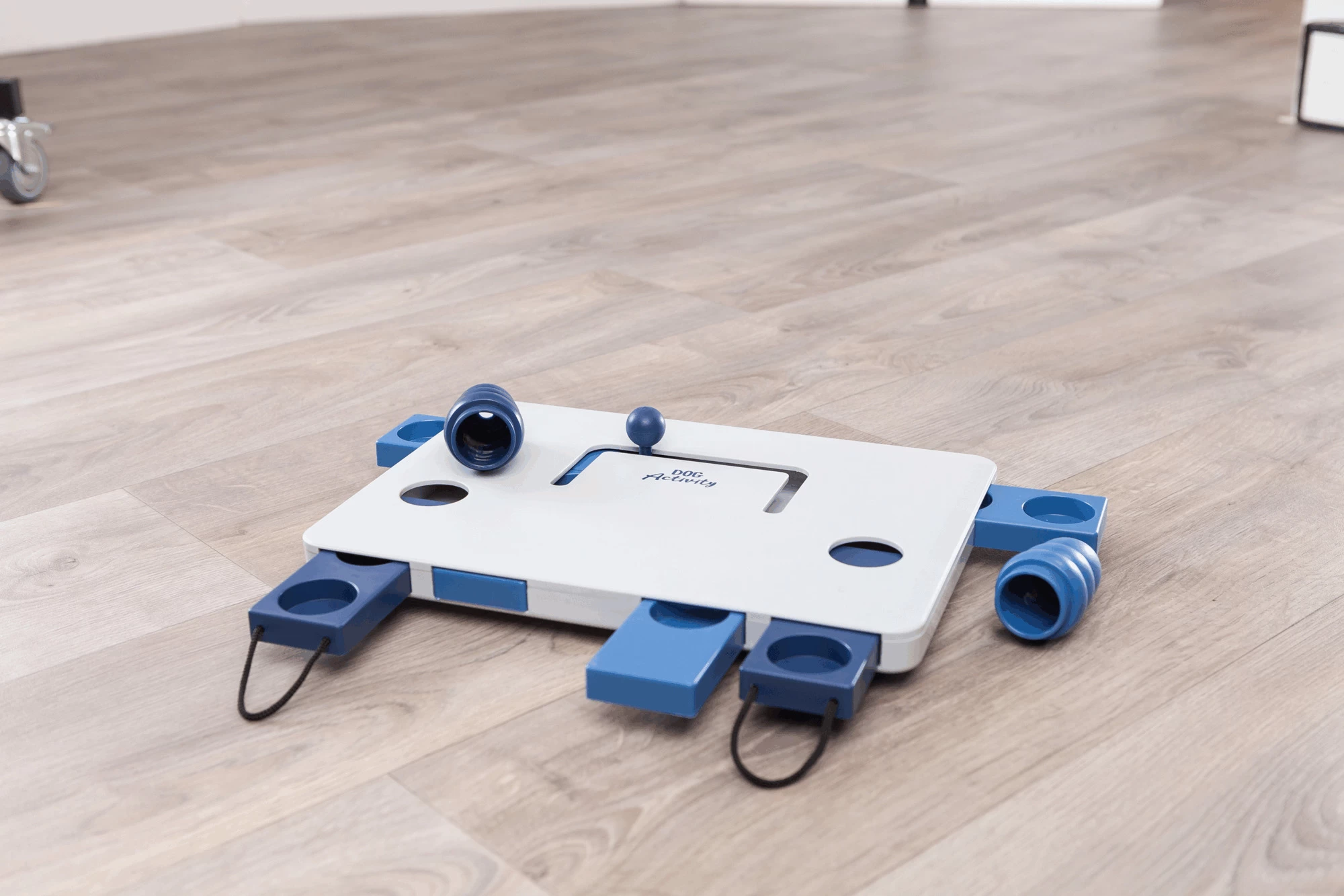 Trixie Jeu De Stratégie Pour Chien Move2win 34 X 23 Cm 4 Trixie Jeu De Stratégie Pour Chien Move2win 34 X 23 Cm – Image 2